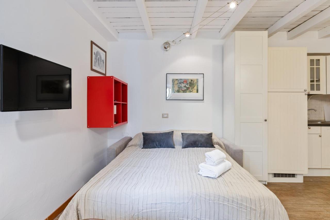 Joivy Beautiful Studio For 2 Near Sempione Park Milano Ngoại thất bức ảnh
